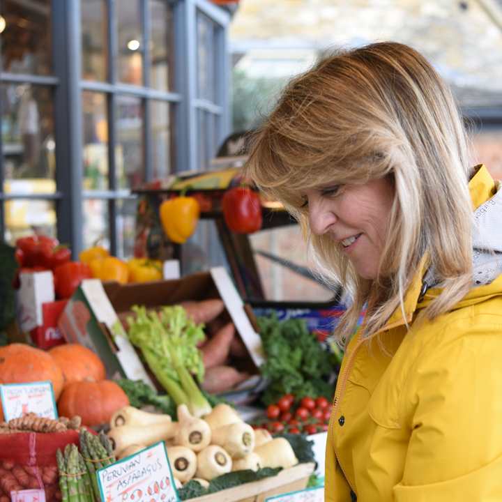 Sarah Dugdale buying vegetables